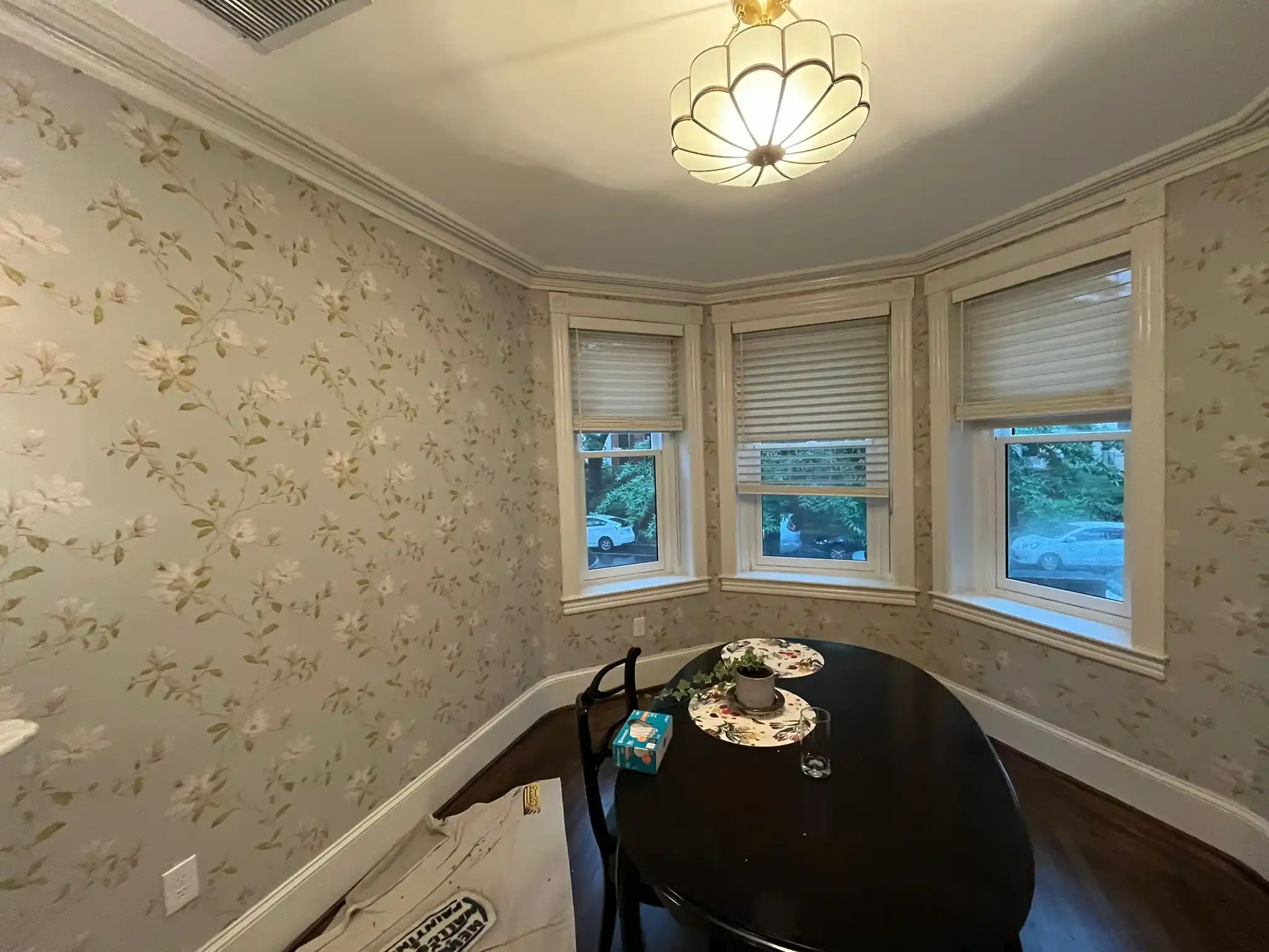Wallpaper installation project in Santa Ana, CA